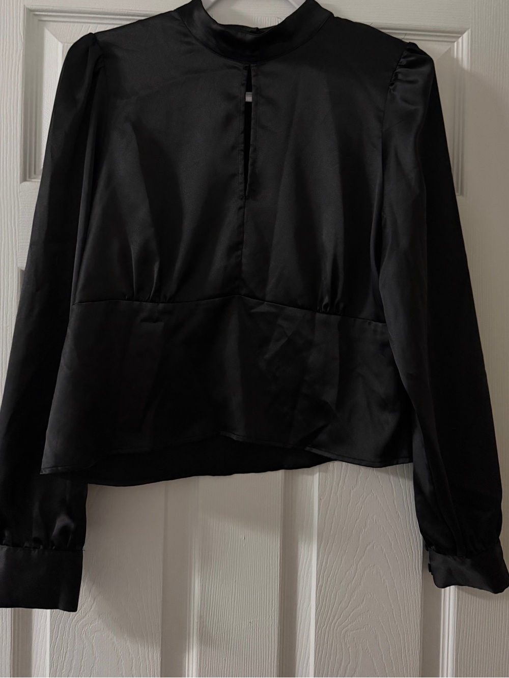 InTempo Black Satin Peplum Blouse Mock Neck Puff Sleeve L